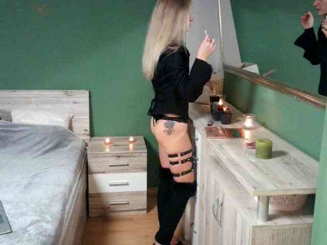 SilviaSweetheart webcam