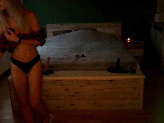 SilviaSweetheart webcam