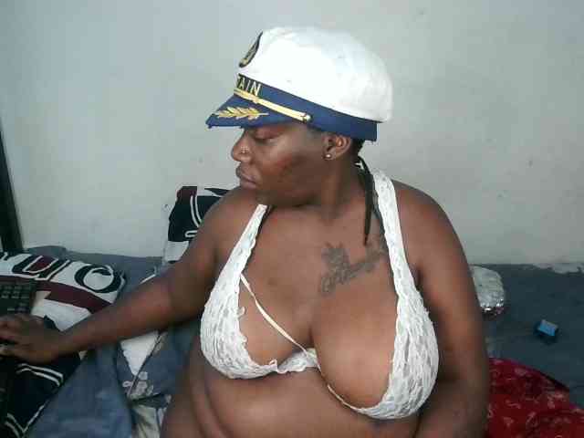 Sexycrystalxx webcam