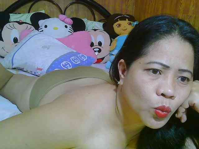 Sweetlips69 webcam
