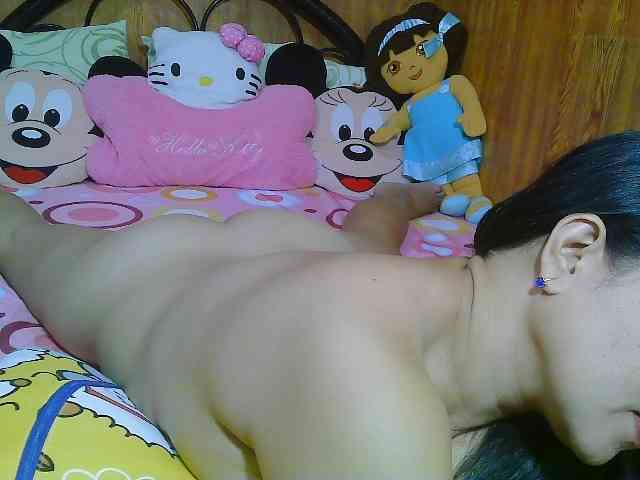 Sweetlips69 webcam