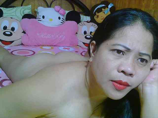 Sweetlips69 webcam