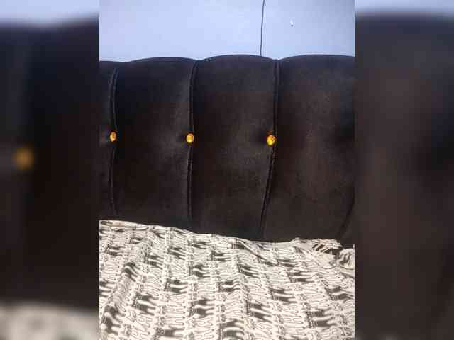 Submissiveisla webcam