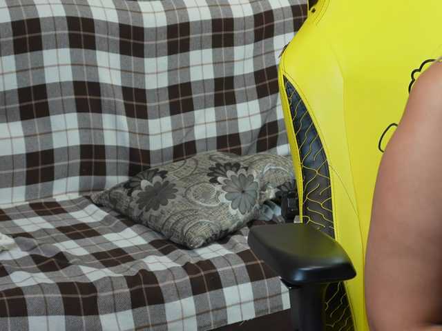 Vai a chattare su _Sunshine_girls_ _Sunshine_girls_