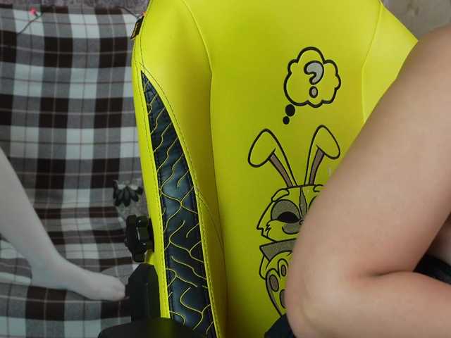 Entra en el chat con el modelo _Sunshine_girls_ _Sunshine_girls_