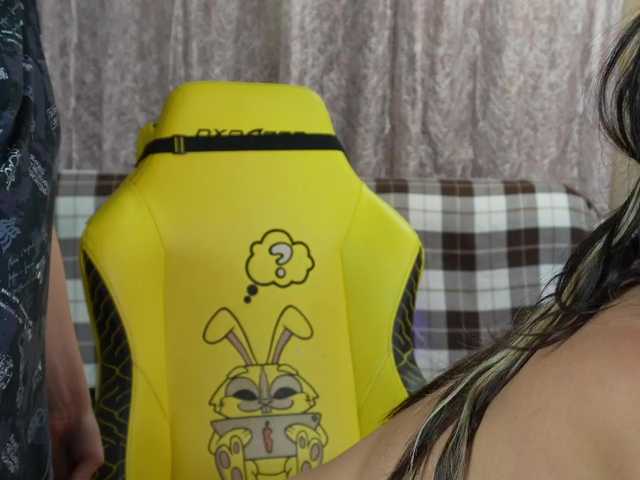 Entrez le videochat erotique avec le
modèle _Sunshine_girls_ _Sunshine_girls_