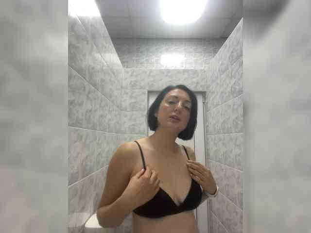 Girlnextdoor94 webcam