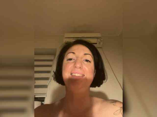 Girlnextdoor94 webcam