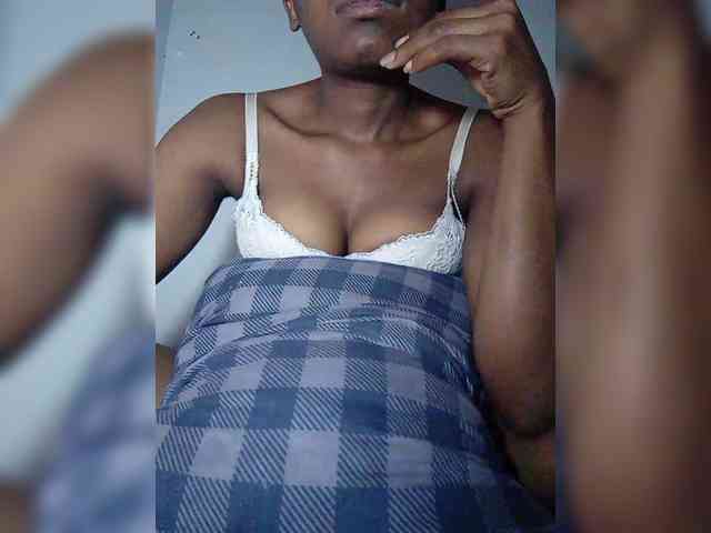 Elisa571 webcam