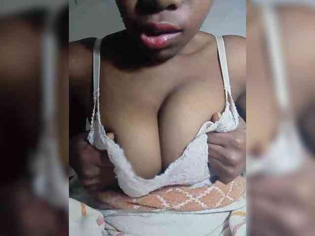 Elisa571 webcam