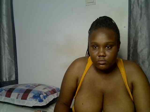 Lovelytiana webcam
