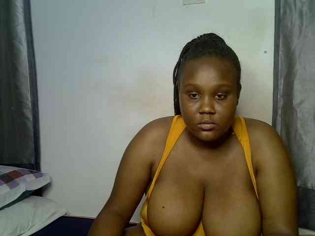 Lovelytiana webcam