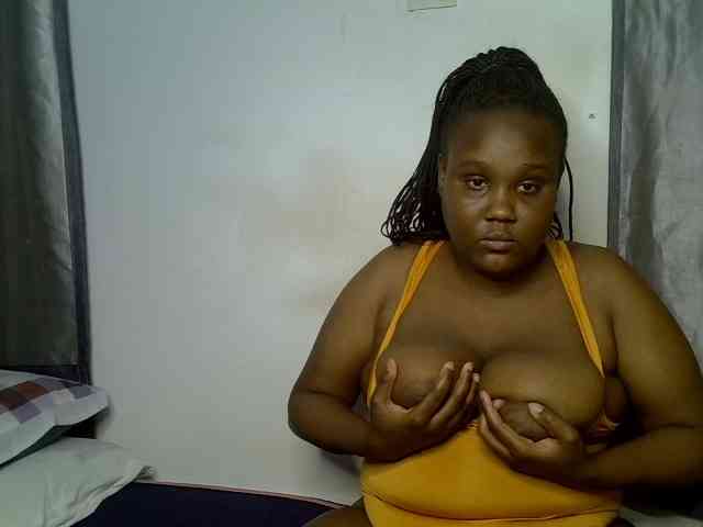 Lovelytiana webcam