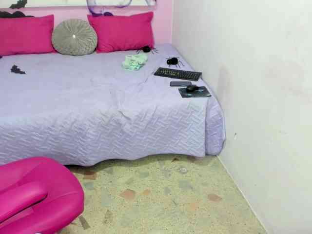 SHAROM-ADAMS webcam