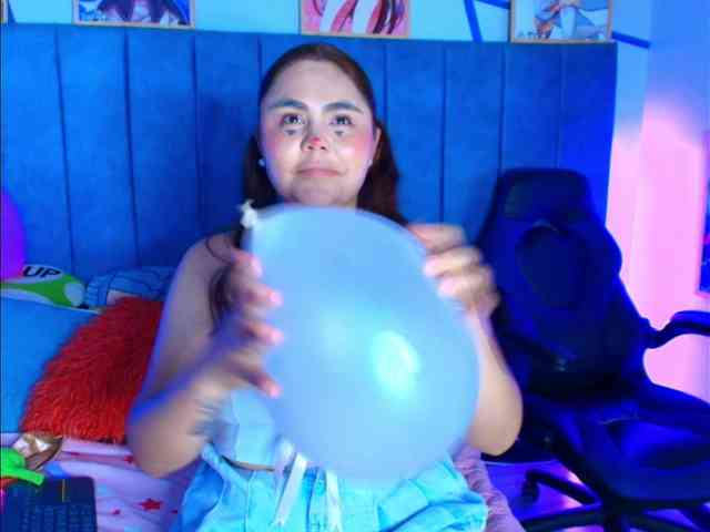 PhamelaHolter webcam