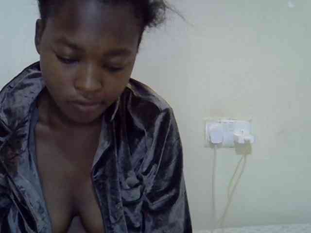sweet-luna1 webcam