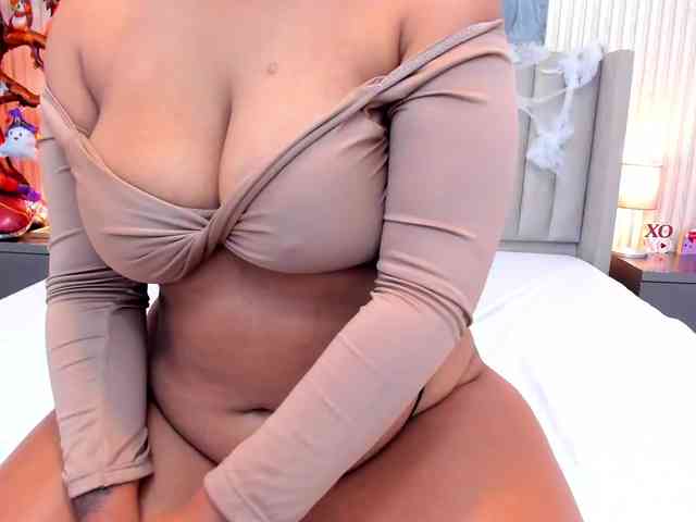LanaRay1 webcam
