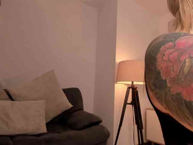 MadisonKane webcam