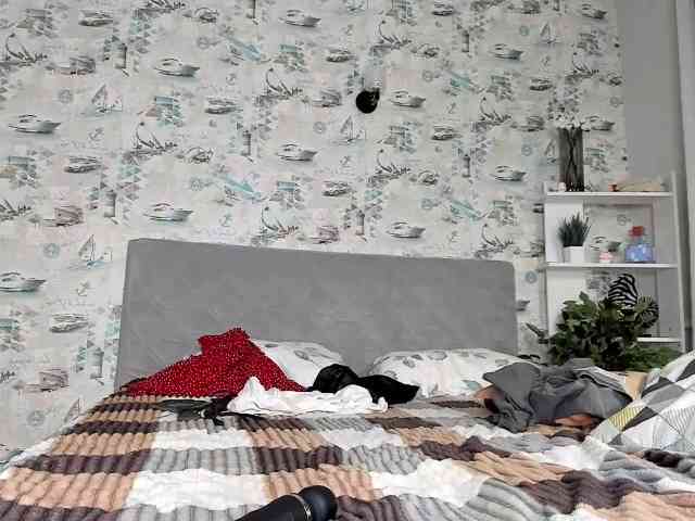 LesliRommel webcam