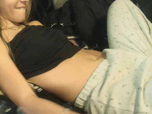 Sexydoll251 webcam