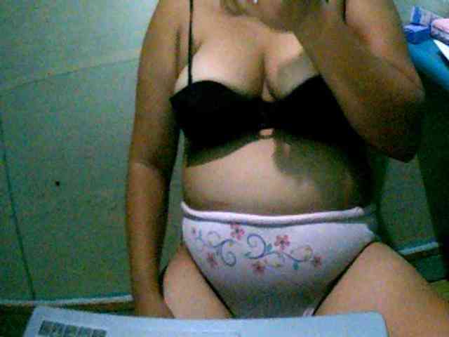 Sizzlinghotpussy webcam