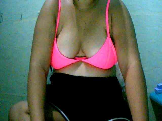 Sizzlinghotpussy webcam