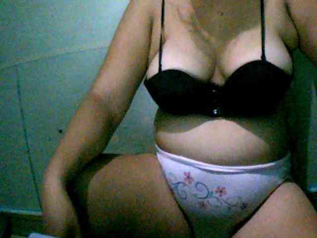 Sizzlinghotpussy webcam