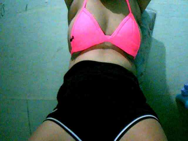 Sizzlinghotpussy webcam