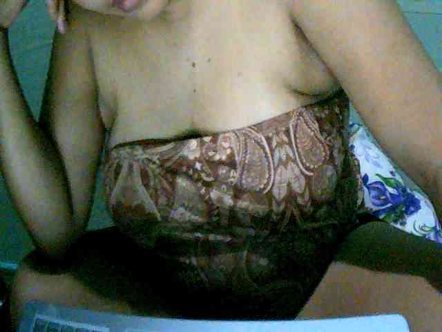 Sizzlinghotpussy webcam