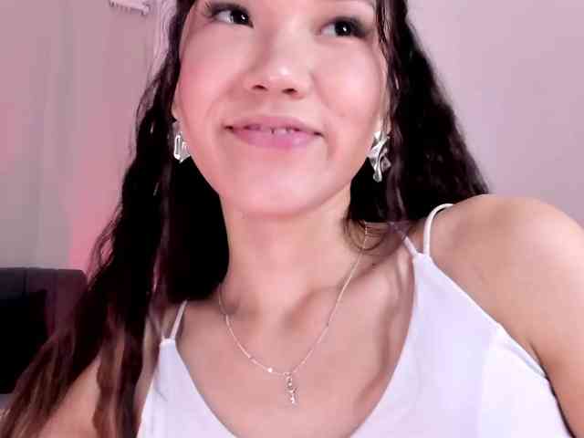 Divine-Madness webcam