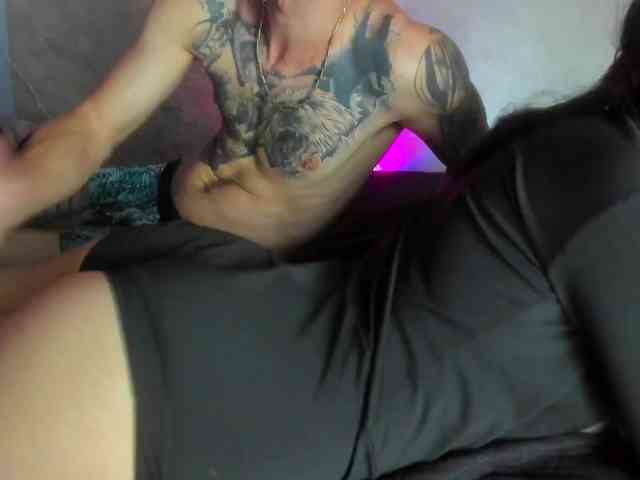 khloeandjhonas webcam