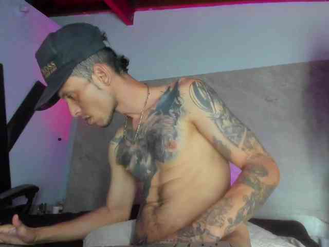 khloeandjhonas webcam