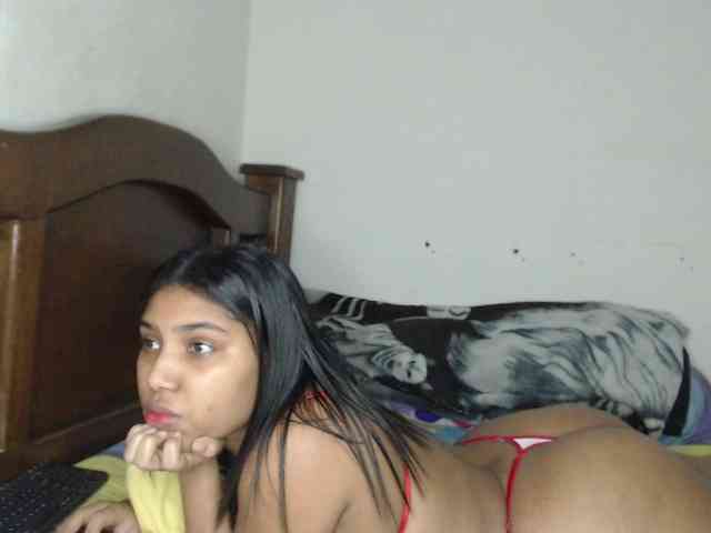 naomi-west webcam