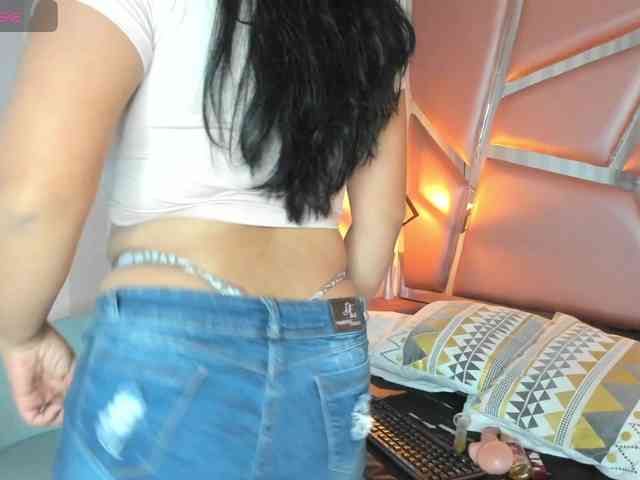 NATHALYMILLER-VC webcam