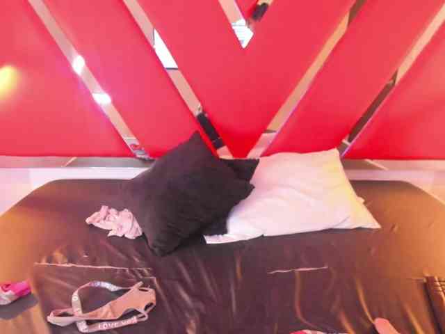 NATHALYMILLER-VC webcam