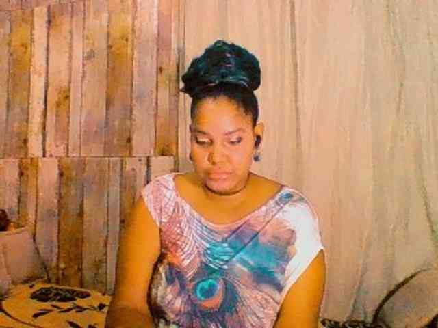 sarahlove16 webcam