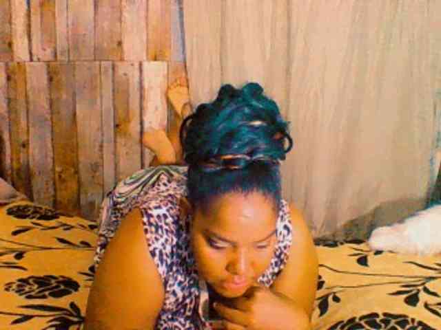 sarahlove16 webcam