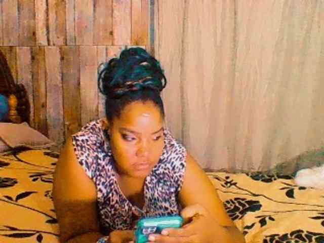 sarahlove16 webcam