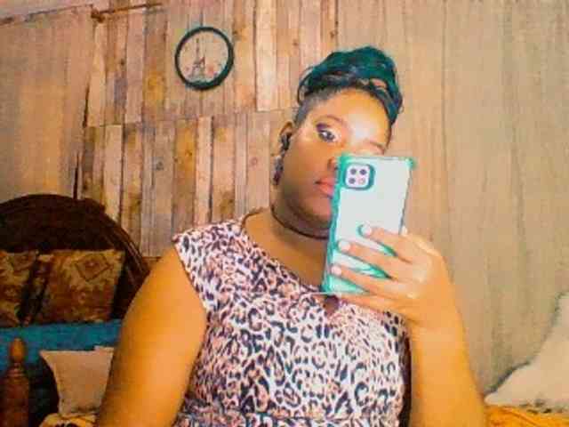 sarahlove16 webcam