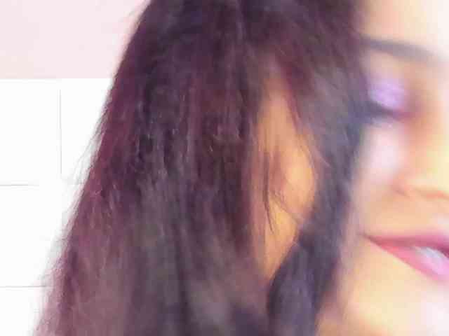 IzieCarter webcam
