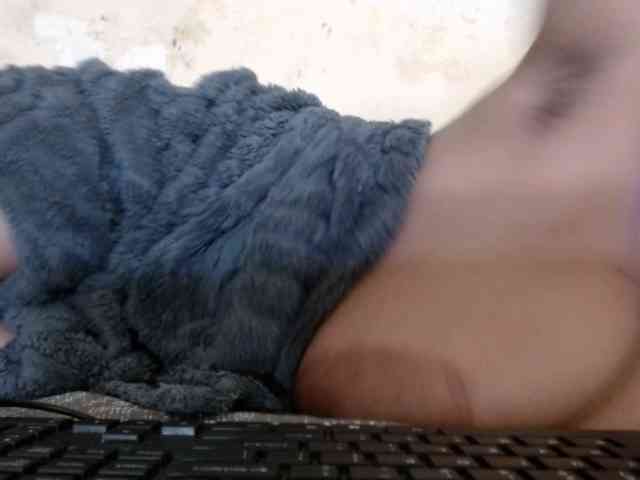 diamondboobs44dddx webcam