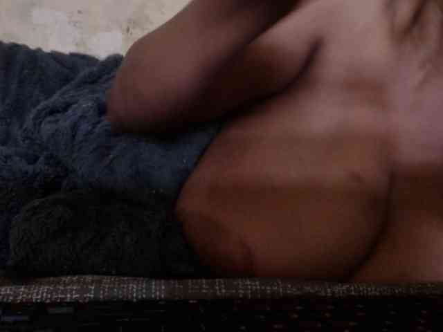 diamondboobs44dddx webcam