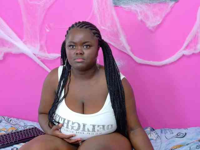 thickebonyprincess webcam