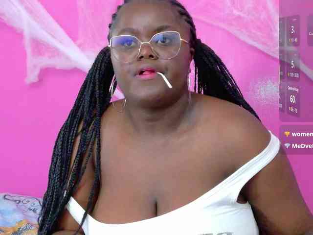 thickebonyprincess webcam