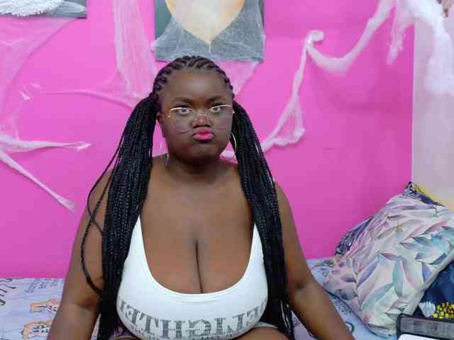 thickebonyprincess webcam