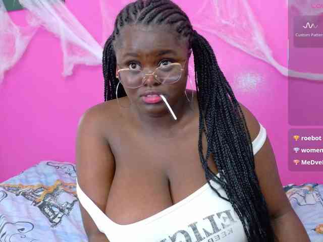 thickebonyprincess webcam