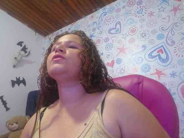 ALICIA-REYES webcam