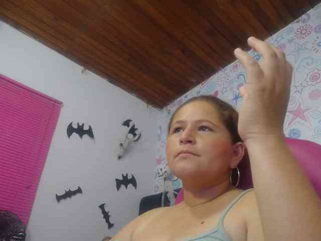 ALICIA-REYES webcam