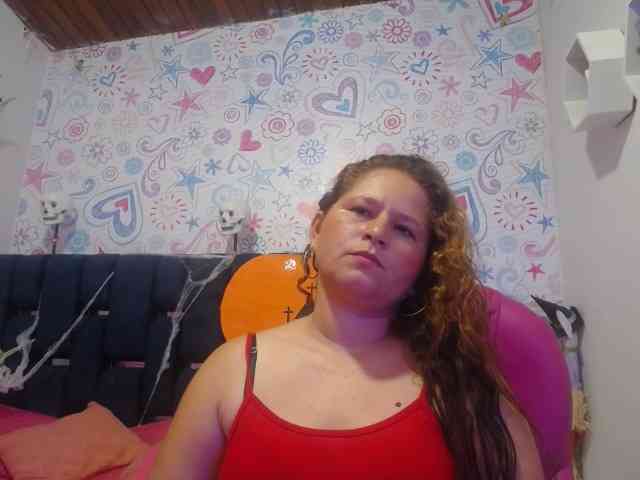 ALICIA-REYES webcam