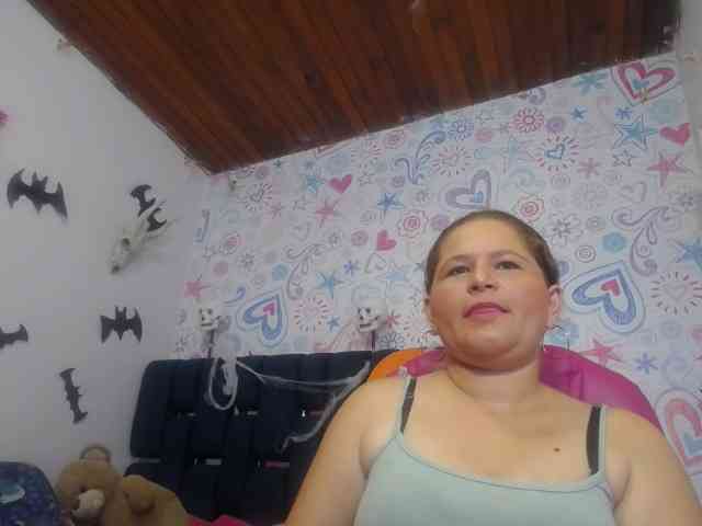 ALICIA-REYES webcam